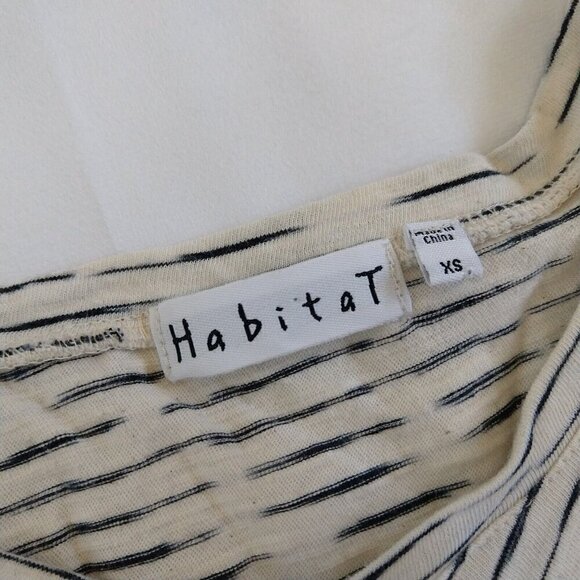 Habitat Women's Top Size XS Cream Gray Stripe Half Sleeve Swing Jersey Knit - Picture 7 of 10